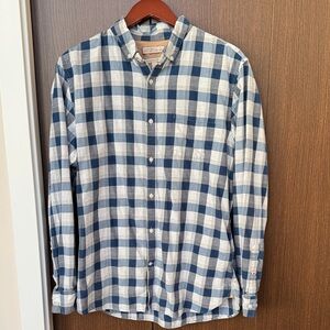 Banana Republic Heritage Collection Blue and White Checkered Men's Shirt
